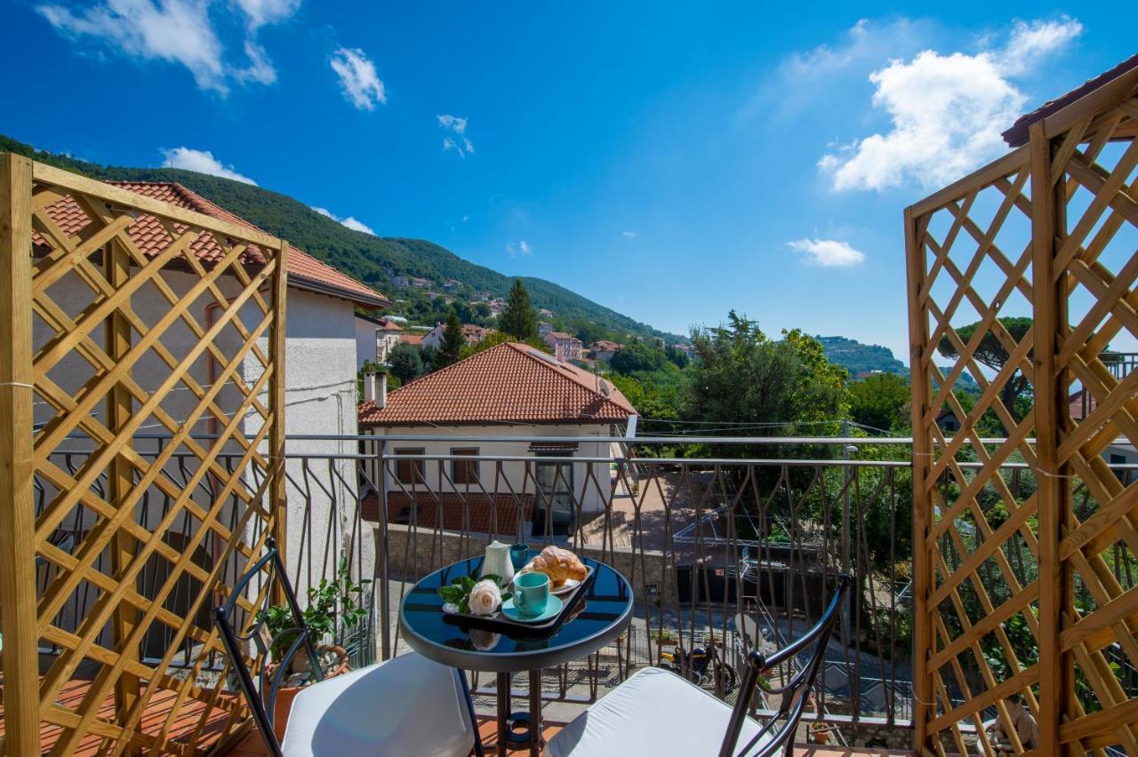 Raggio Di Sole Bed and Breakfast Agerola Exteriör bild